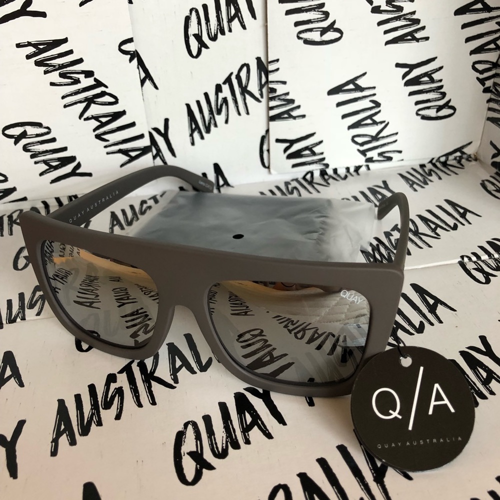 Quay Australia Cafe Racer Grey/Silver